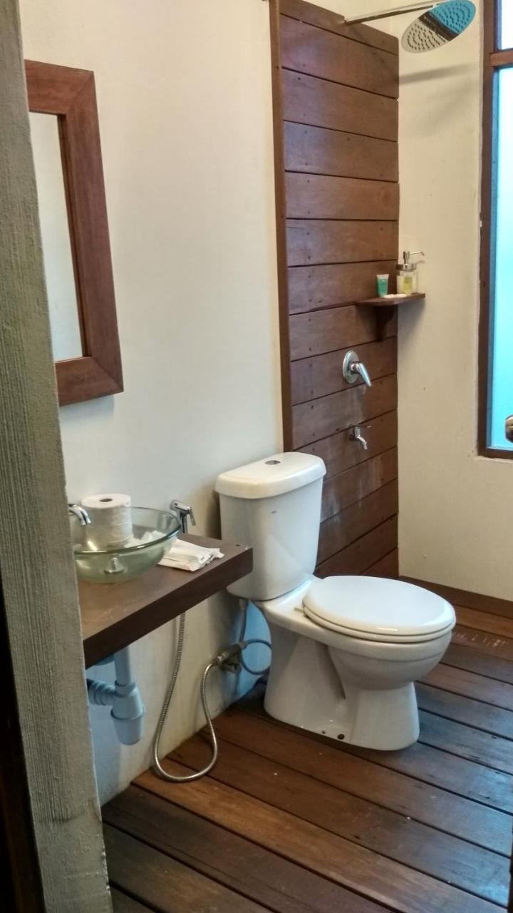Bayu Lestari Island Resort Mersing Exterior foto