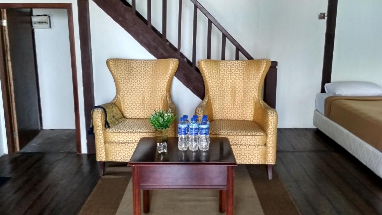 Bayu Lestari Island Resort Mersing Exterior foto