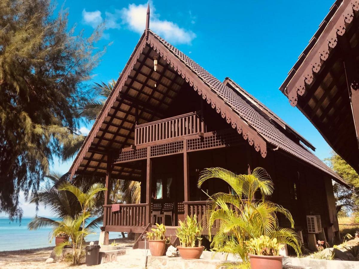 Bayu Lestari Island Resort Mersing Exterior foto